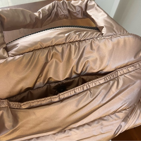 Thacker Quinn Nylon Duffle Bag Rose Gold - Picture 8 of 12